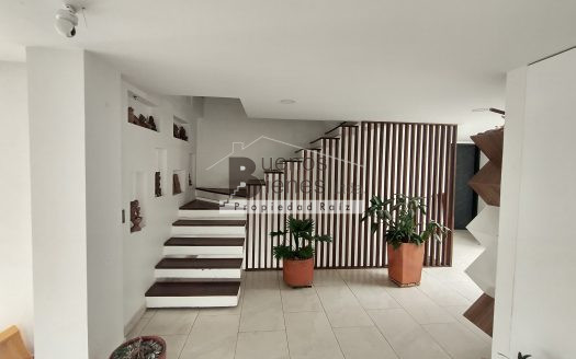 CASA CAMPESTRE VENTA GUARNE URBANA